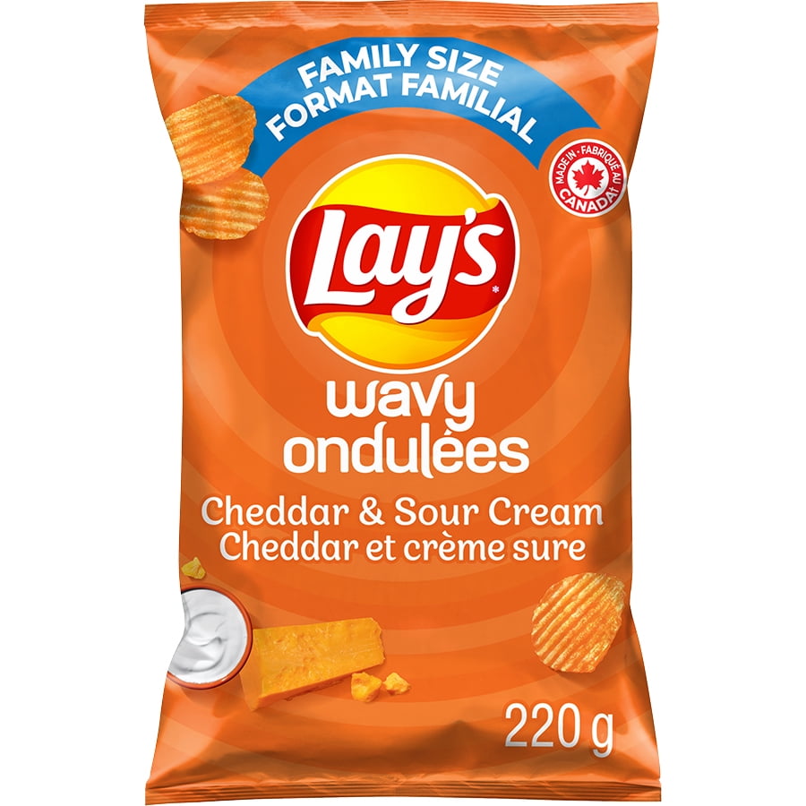 Lay's Wavy Cheddar & Sour Cream, 220g